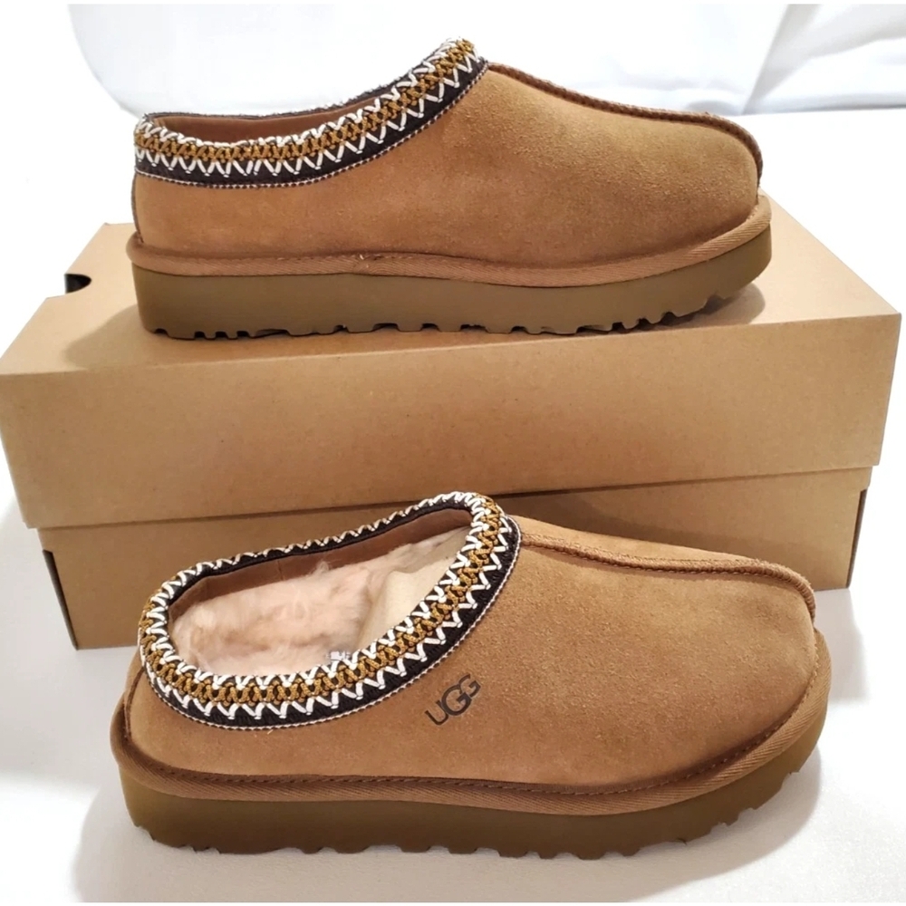 UGG Tasman Women's 5 NEW Brown Cozy Slippers